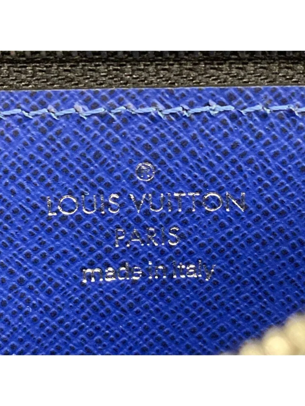 Louis Vuitton Coin Purse Taigarama Card Folder Cobalt Leather